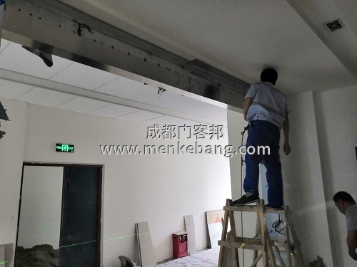 龍泉自動門定做,龍泉感應(yīng)玻璃自動門