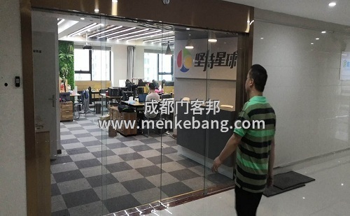 門客邦成都感應(yīng)自動門維修,上門維修電動門/感應(yīng)門的電話