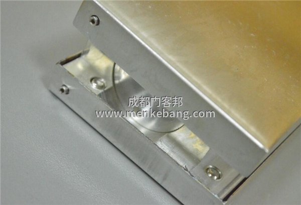 成都附近玻璃門地彈簧維修,成都玻璃門指紋門禁安裝維修公司